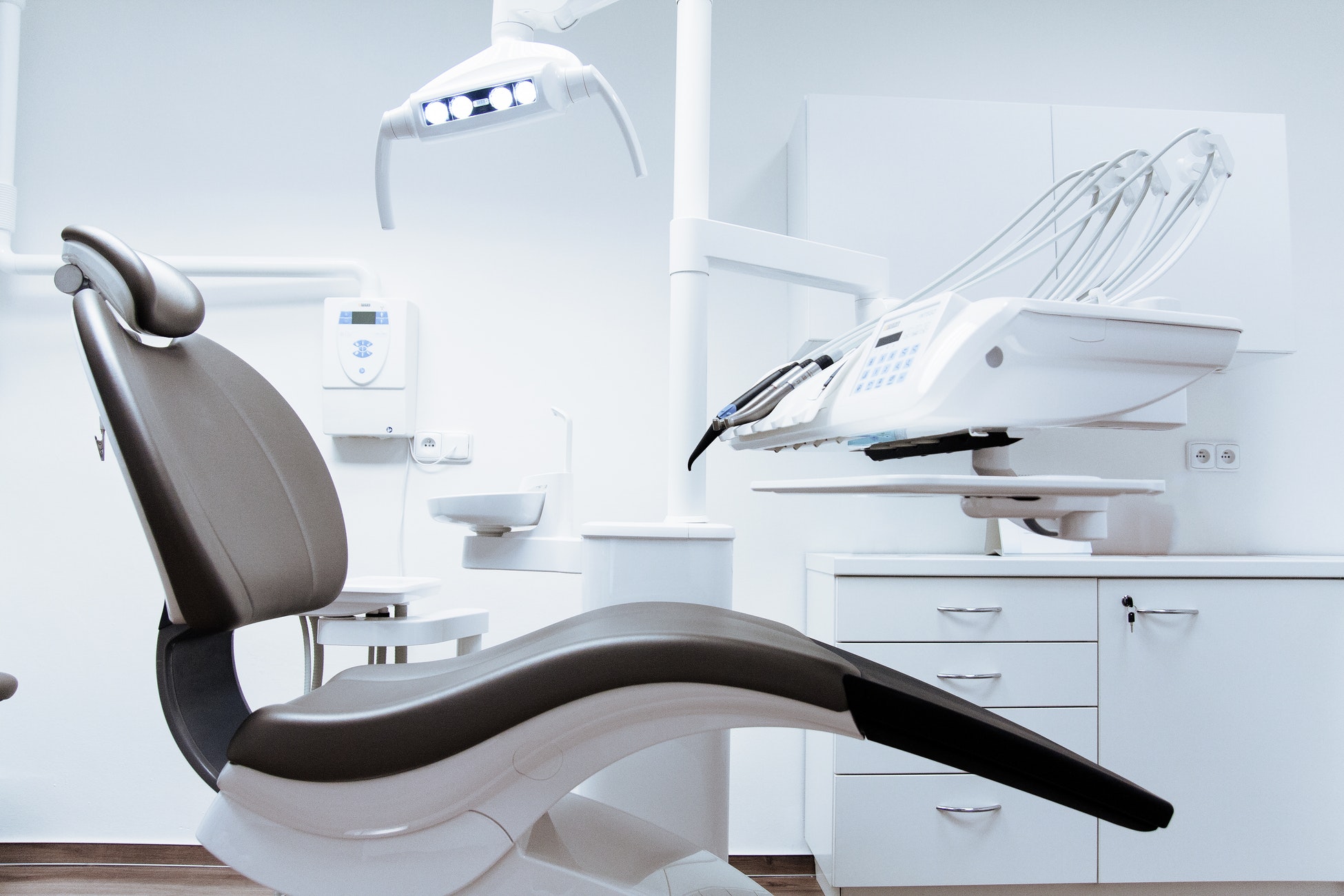 A modern surgical operatory at Toronto Wisdom Teeth
